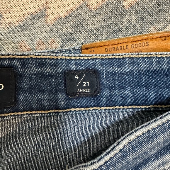 Lucky Brand | Stella Light Wash Stretchy Skinny Jeans Ankle Length | Size 27 - Picture 4 of 5